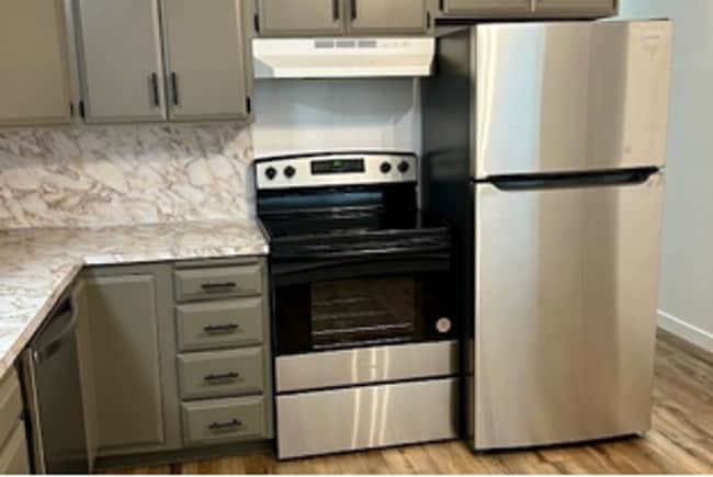 241 S Cherry Hill Dr-Unit -Unit 241 in Pleasant Grove, UT - Building Photo - Building Photo
