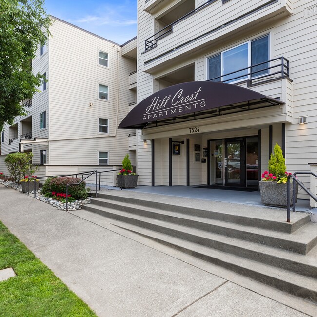 Hill Crest Apartment Homes in Seattle, WA - Building Photo - Building Photo