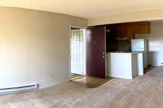 1333 N Camino Alto in Vallejo, CA - Building Photo - Building Photo