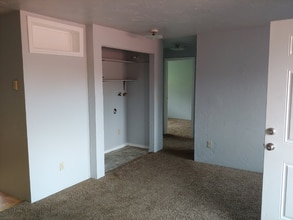 1112 Hayes St in Aberdeen, WA - Building Photo - Building Photo
