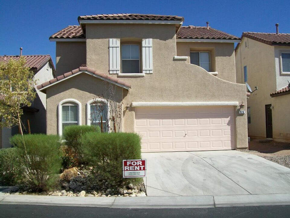 878 Blushing Rose Pl in Henderson, NV - Foto de edificio