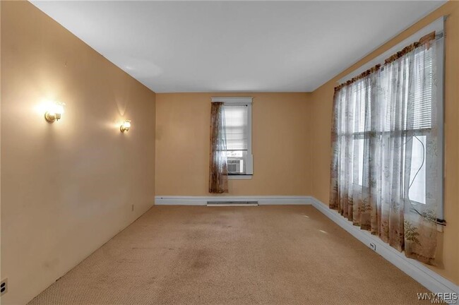 property at 120 Aldrich Pl