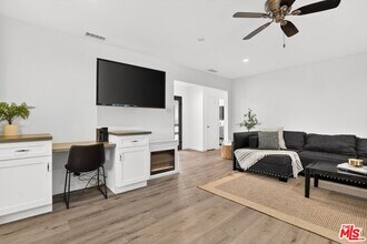 6565 Randi Ave in Los Angeles, CA - Building Photo - Building Photo