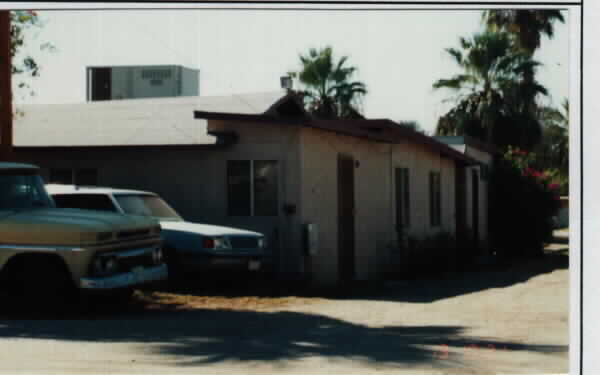 Adobe Trailer Court in Coachella, CA - Building Photo