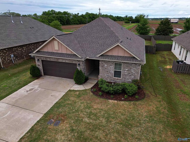 116 Kinglet Wy in Madison, AL - Building Photo - Building Photo