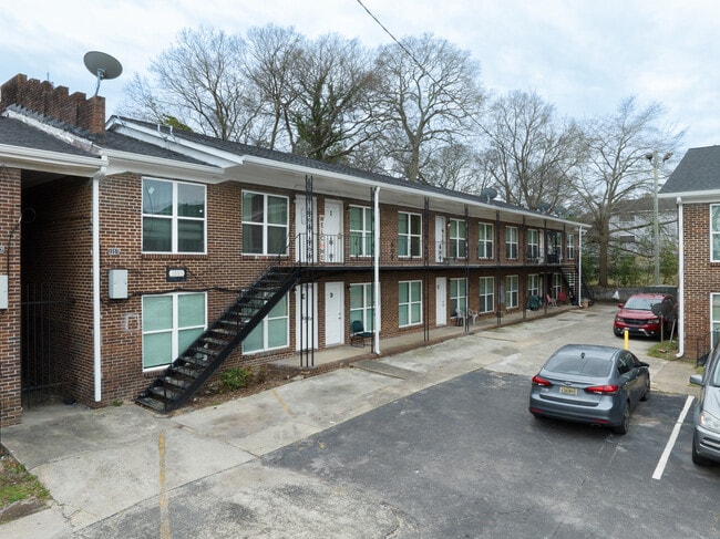 Fountain Blue Apartments in Birmingham, AL - Foto de edificio - Building Photo