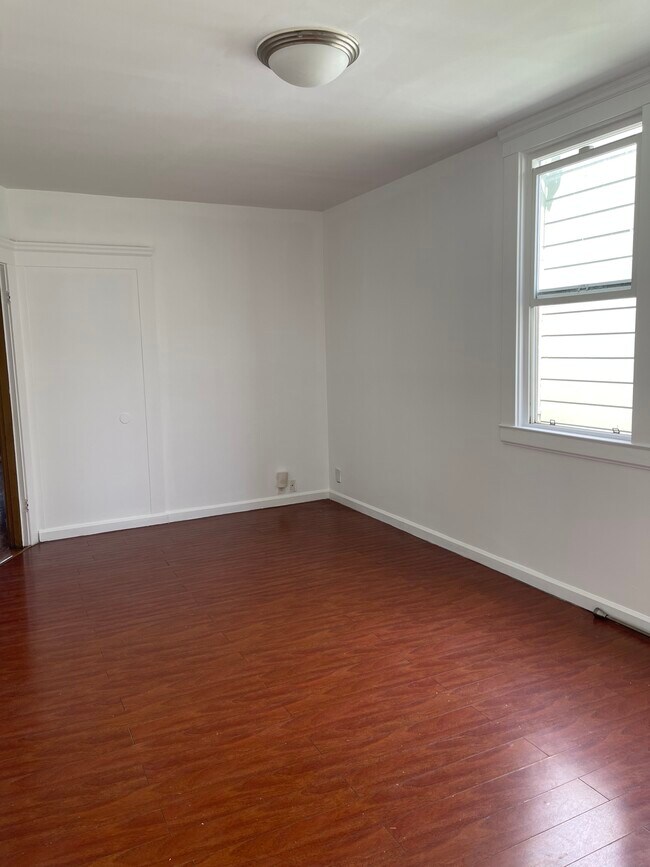 1338 Gilman Ave in San Francisco, CA - Building Photo - Building Photo