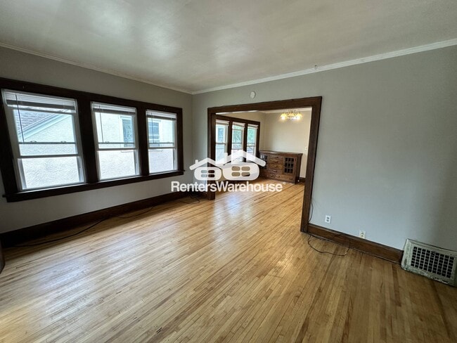 3700 3rd Ave S in Minneapolis, MN - Building Photo - Building Photo