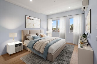 Crystal Cambridge in Jersey City, NJ - Building Photo - Building Photo