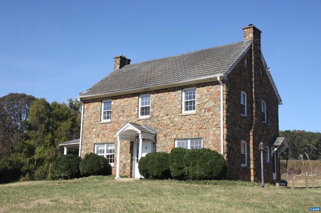 property at 1998 Hansens Mountain Rd