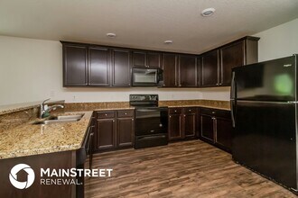 1610 Orne St in Mascotte, FL - Building Photo - Building Photo