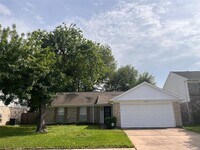 13303 Klamath Falls Dr photo'