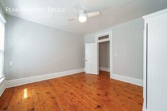 243 1/2 W 3rd Ave in Columbus, OH - Building Photo - Building Photo