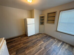 3711 Charlotte St in Erie, PA - Building Photo - Building Photo