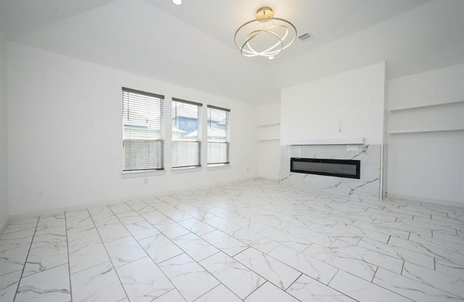 15106 Timberson Rdg Ln in Houston, TX - Foto de edificio - Building Photo