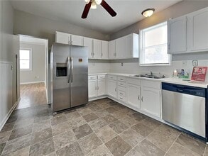 52 22nd Ave NE in Minneapolis, MN - Building Photo - Building Photo