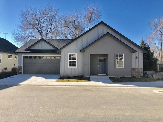 property at 9595 W Arnold Rd