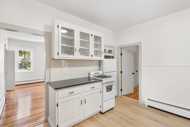 property at 31 Hunting St