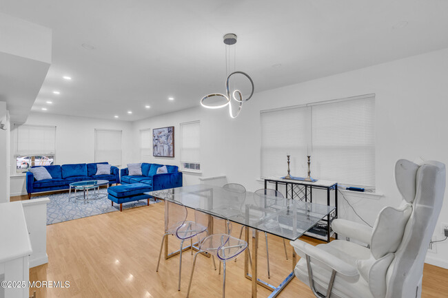 109 Liberty Bell Rd in Toms River, NJ - Building Photo - Building Photo