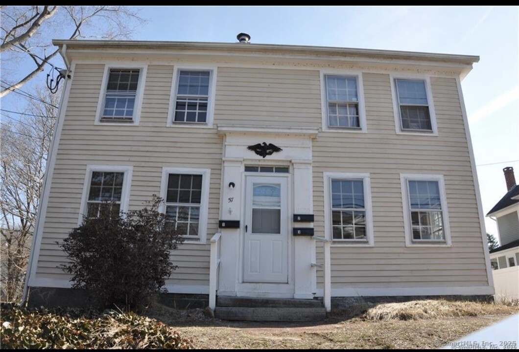 57 Main St in Deep River, CT - Building Photo