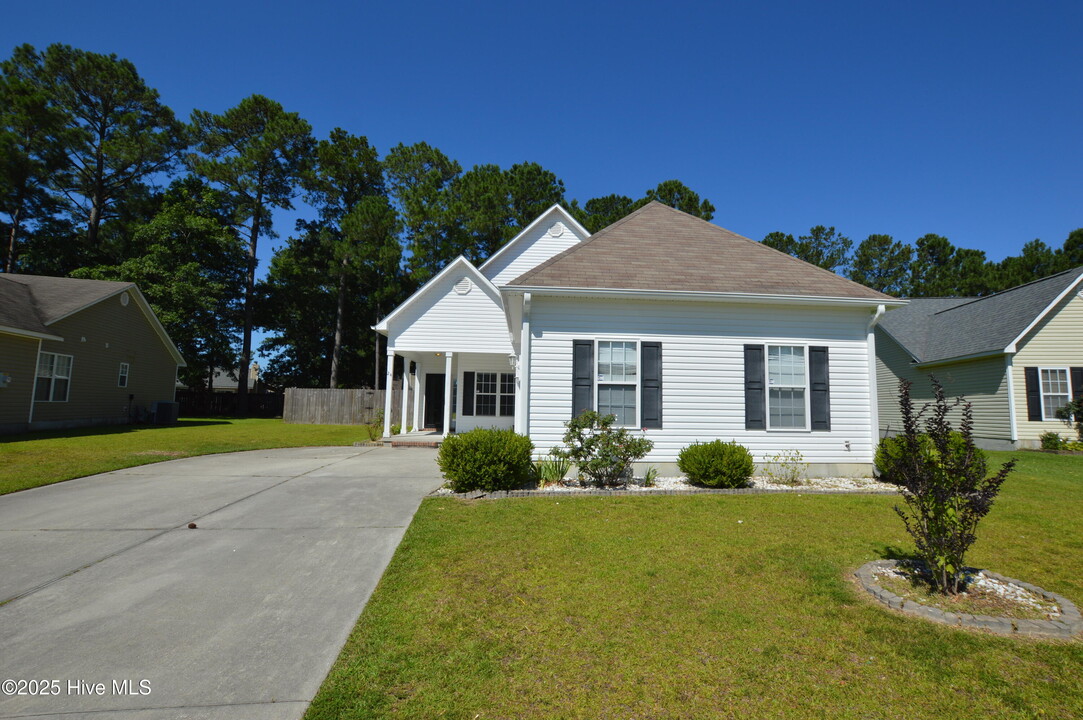 24 Jasmine Ln in Jacksonville, NC - Building Photo