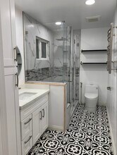 42688 Ravensbourne Park St in Fremont, CA - Building Photo - Building Photo
