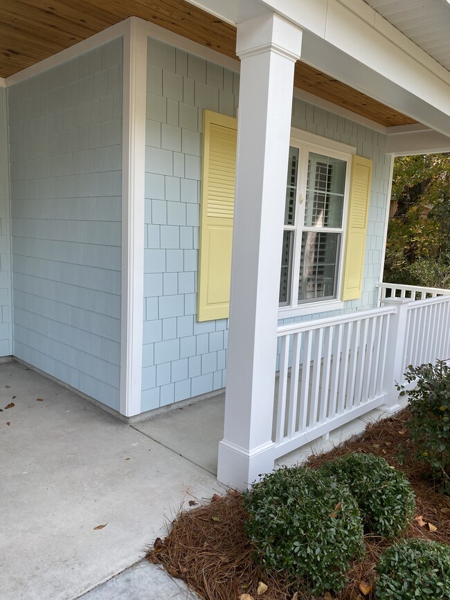 57 Navigators Dr in Pawleys Island, SC - Foto de edificio - Building Photo