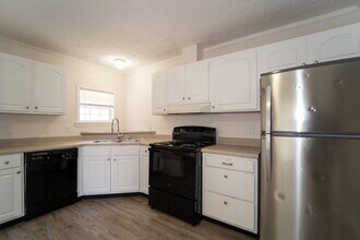 37 Evergreen Ave in St. Augustine, FL - Building Photo - Building Photo