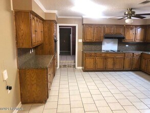 2809 S Curtis Dr in New Iberia, LA - Building Photo - Building Photo