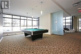 11 Brunel Ct in Toronto, ON - Building Photo - Building Photo