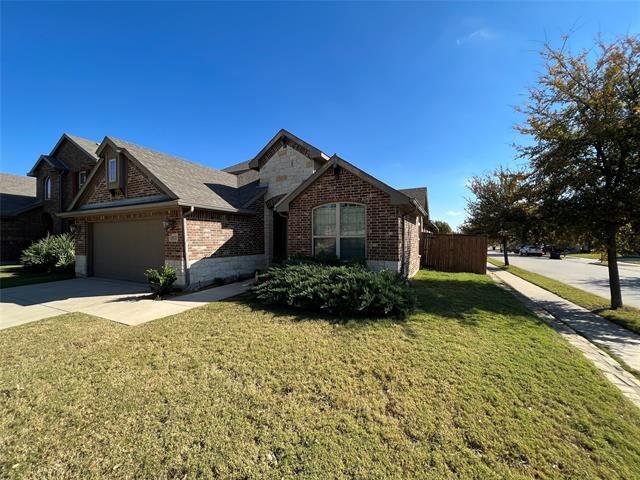 8120 Black Sumac Dr in Fort Worth, TX - Building Photo - Building Photo