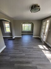 372 Orchard Ave in Muskegon, MI - Building Photo - Building Photo
