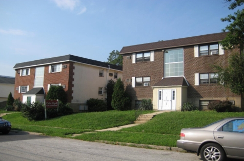 Cedar Knoll Apartment in Prospect Park, PA - Building Photo