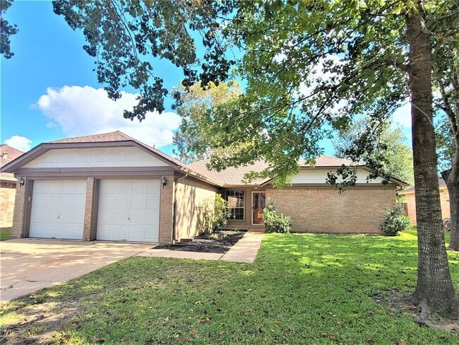property at 915 Valley Ranch Dr