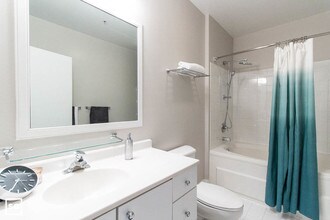 353 S Dearborn St-Unit -688 in Chicago, IL - Building Photo - Building Photo