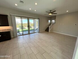 18512 N 65th Pl in Phoenix, AZ - Building Photo