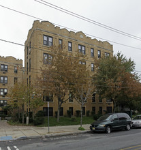 Berry Gardens III & IV in Jersey City, NJ - Building Photo - Building Photo