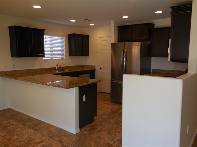 1281 W Molinetto Dr in Oro Valley, AZ - Building Photo - Building Photo