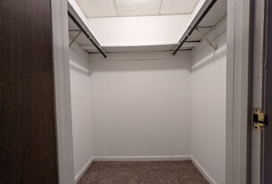 34 Medfield St, Unit 2 in Boston, MA - Building Photo