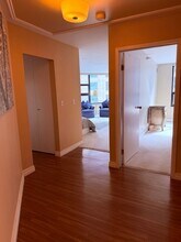 401 E Ontario St, Unit 3010 in Chicago, IL - Foto de edificio - Building Photo