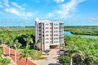 264 Barefoot Beach Blvd in Bonita Springs, FL - Foto de edificio - Building Photo