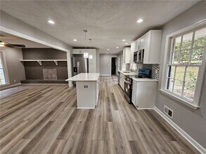 999 Braselton Hwy in Lawrenceville, GA - Building Photo - Building Photo