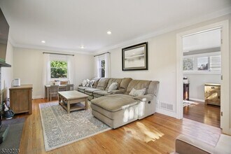 442 Rifle Camp Rd in Woodland Park, NJ - Building Photo - Building Photo