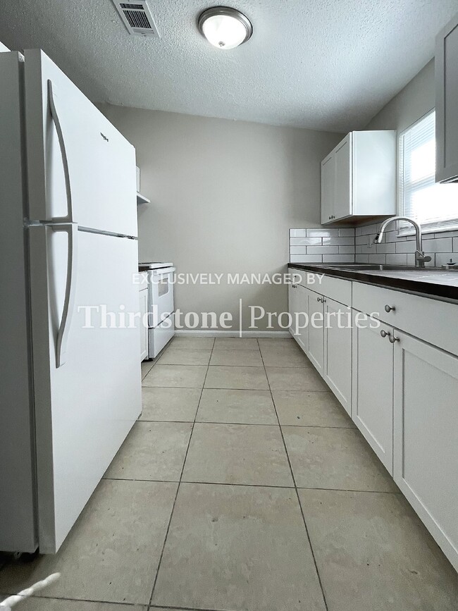 5128 Indian Lakes Ct