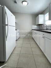 5128 Indian Lakes Ct in Jacksonville, FL - Building Photo - Building Photo