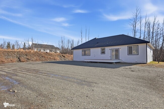 1890 S Endeavor St in Wasilla, AK - Building Photo - Building Photo