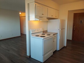 2001 Bryant Ave S in Minneapolis, MN - Building Photo - Interior Photo