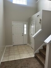 4547 Plowman Dr. in Indianapolis, IN - Foto de edificio - Building Photo