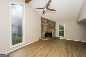 4433 Woodbank Ln in Decatur, GA - Building Photo - Building Photo