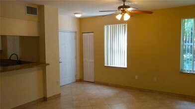 6640 W Sample Rd in Coral Springs, FL - Building Photo - Building Photo